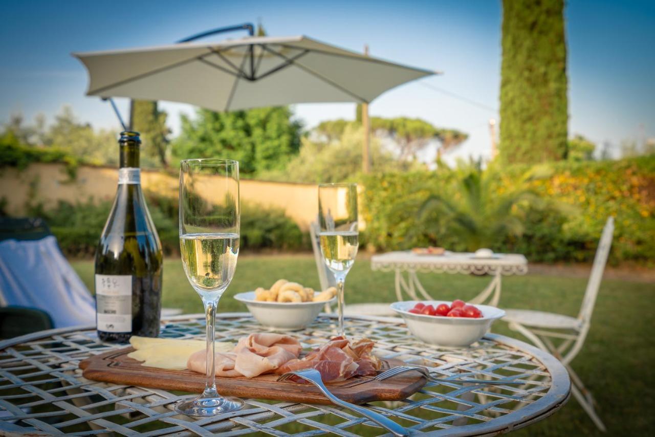 Villa Ape Rosa Relais Флоренция Экстерьер фото
